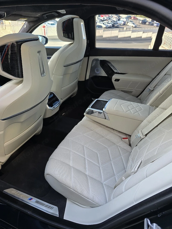 BMW 7 Series 2023 — imagine 2