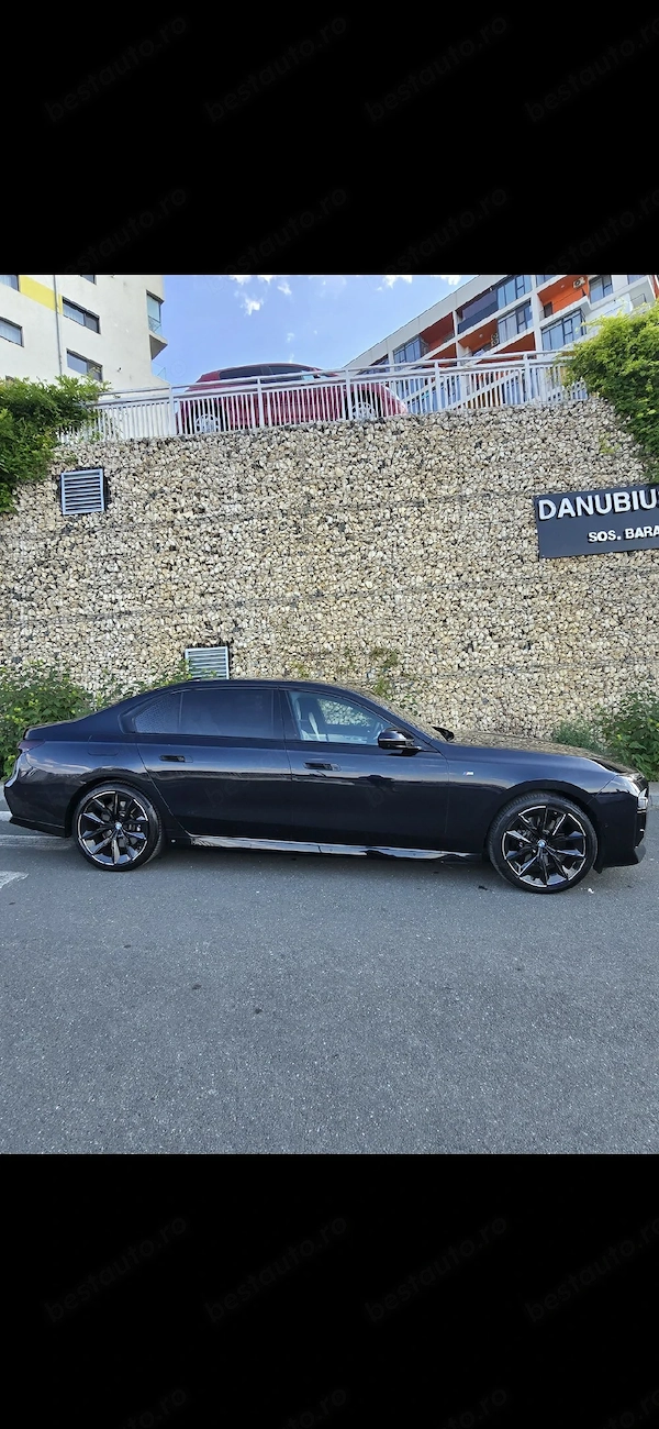 BMW 7 Series 2023 — imagine 5