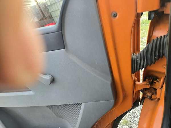 VOLKSWAGEN Transporter 2005 — imagine 4