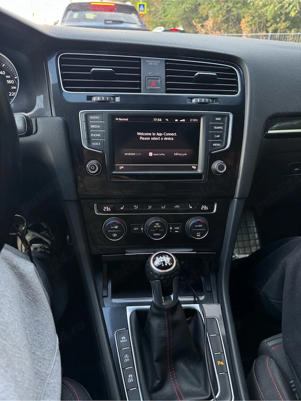 VOLKSWAGEN Golf 2015 — imagine 9