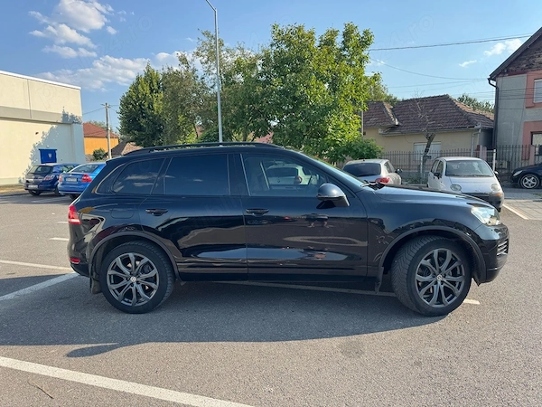 VOLKSWAGEN Touareg 2012 — imagine 3