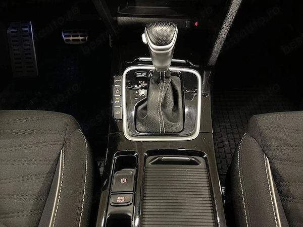 KIA Unknown Model 2022 — imagine 19