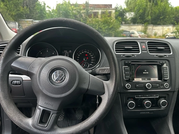 VOLKSWAGEN Golf 2010 — imagine 6