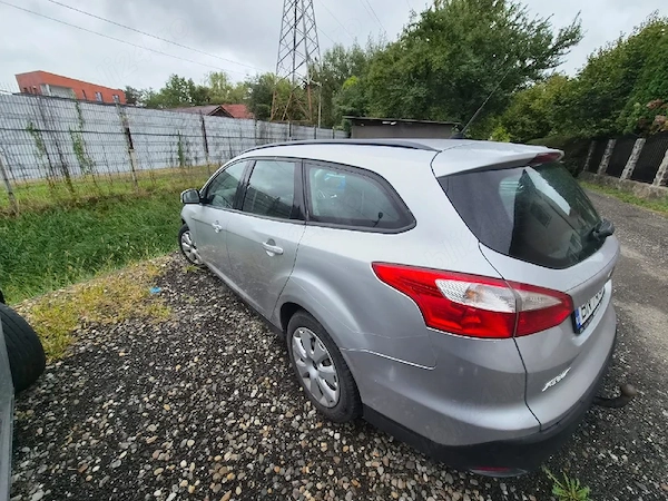 FORD Focus 2013 — imagine 4