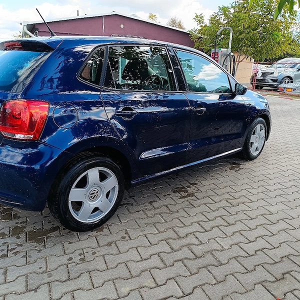 VOLKSWAGEN Polo 2010 — imagine 4