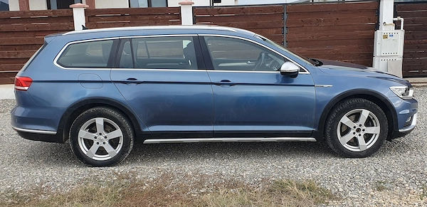 VOLKSWAGEN Passat Alltrack 2017 — imagine 4