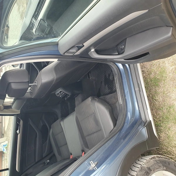 VOLKSWAGEN Passat Alltrack 2017 — imagine 9