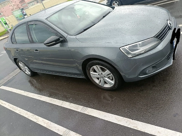 VOLKSWAGEN Jetta 2012 — imagine 2