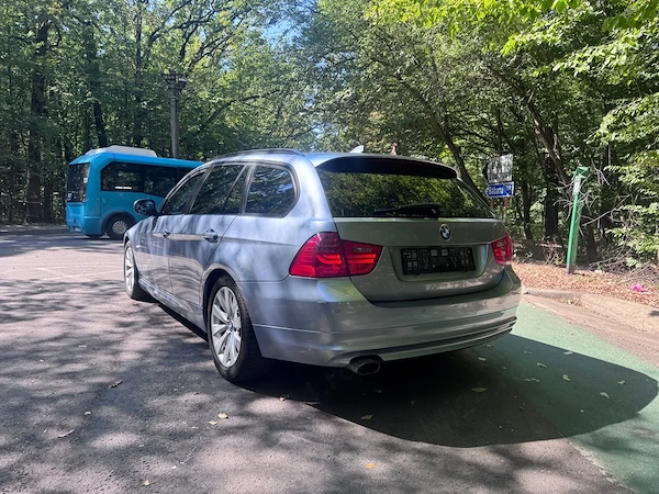 BMW 3 Series 2011 — imagine 2