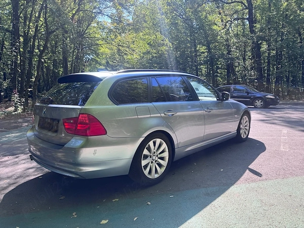 BMW 3 Series 2011 — imagine 4
