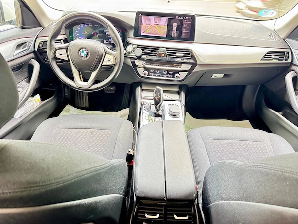 BMW 5 Series 2021 — imagine 8