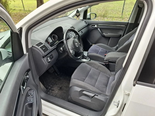 VOLKSWAGEN Touran 2013 — imagine 3