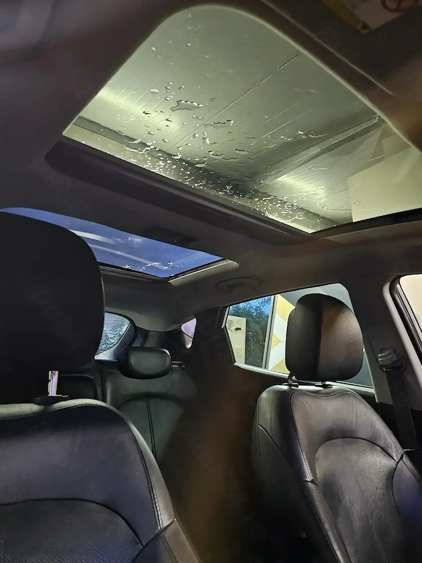 HYUNDAI ix35 2012 — imagine 3