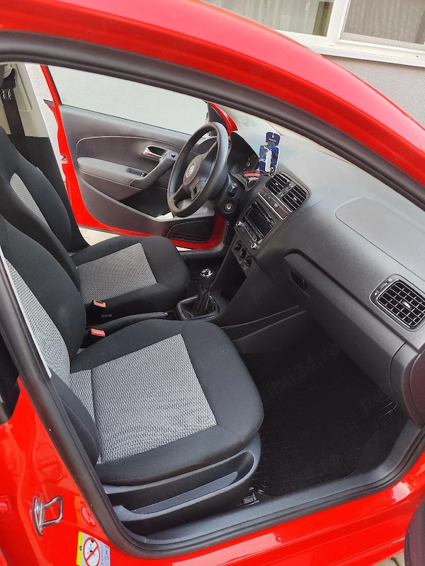 VOLKSWAGEN Polo 2013 — imagine 2