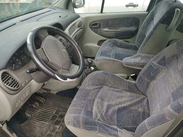 RENAULT Scenic 2000 — imagine 4