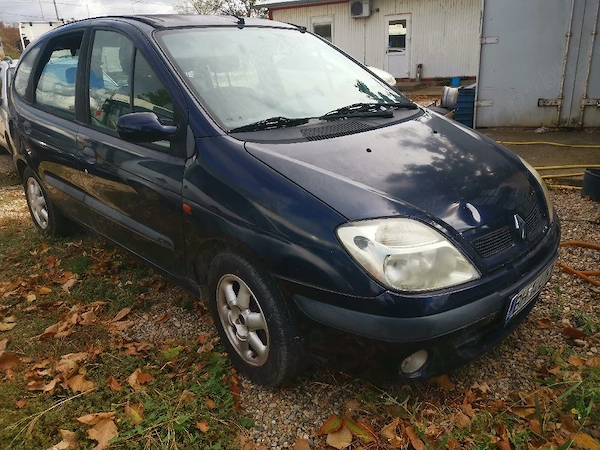 RENAULT Scenic