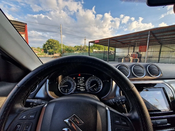 SUZUKI Vitara 2019 — imagine 4