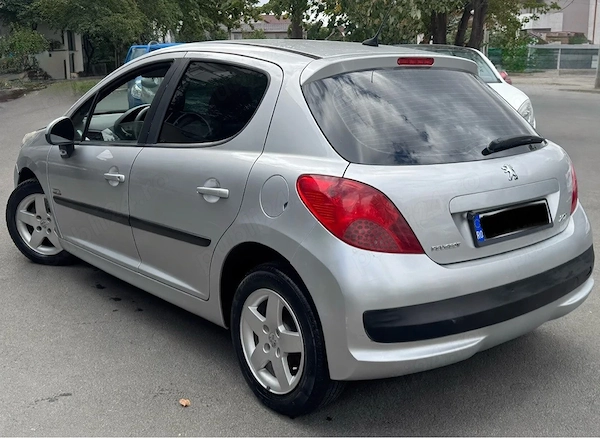 PEUGEOT 207 2010 — imagine 5