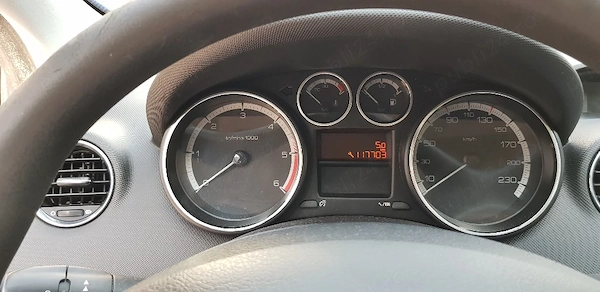 PEUGEOT 308 2010 — imagine 5