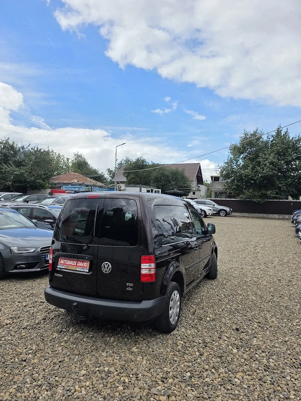 VOLKSWAGEN Caddy 2011 — imagine 5
