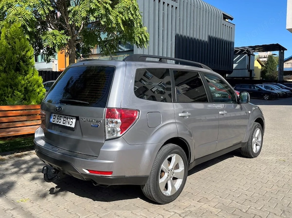 SUBARU Forester 2011 — imagine 2