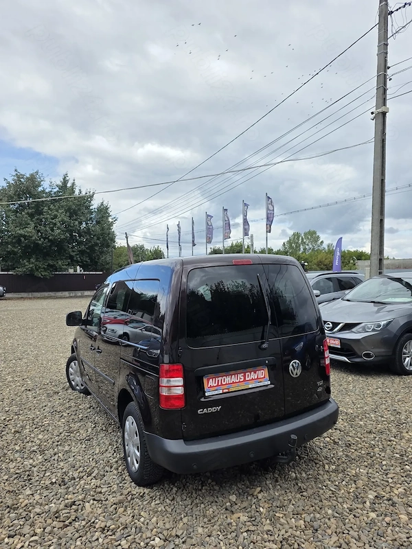 VOLKSWAGEN Caddy 2011 — imagine 4