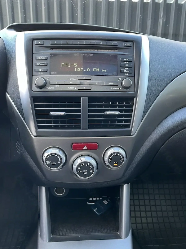 SUBARU Forester 2011 — imagine 10