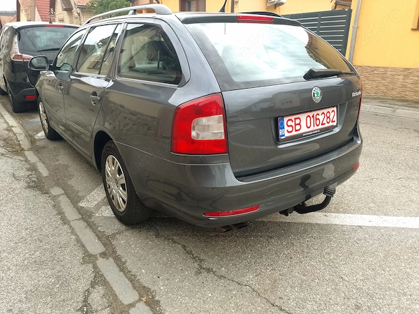 SKODA Octavia 2009 — imagine 8