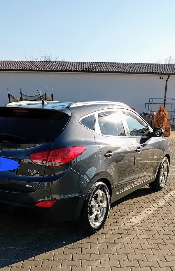 HYUNDAI ix35 2010 — imagine 4