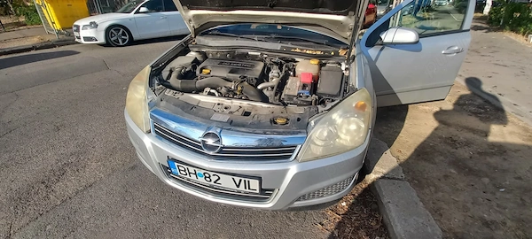 OPEL Astra 2008 — imagine 8