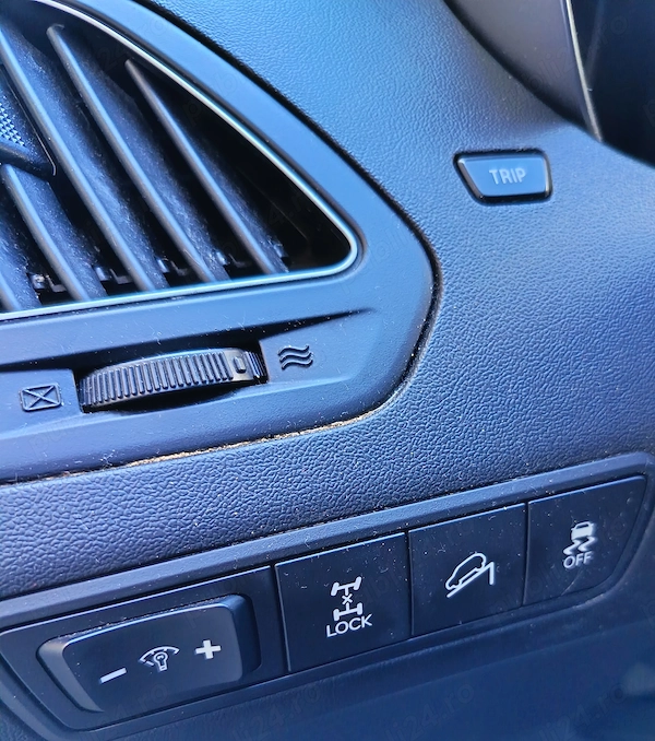 HYUNDAI ix35 2010 — imagine 7
