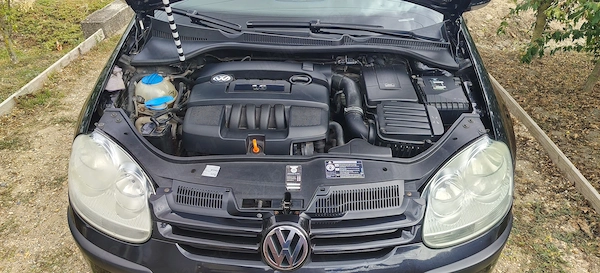 VOLKSWAGEN Golf 2005 — imagine 5