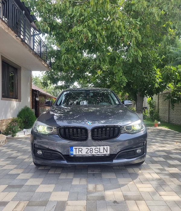 BMW 3 Series 2018 — imagine 6
