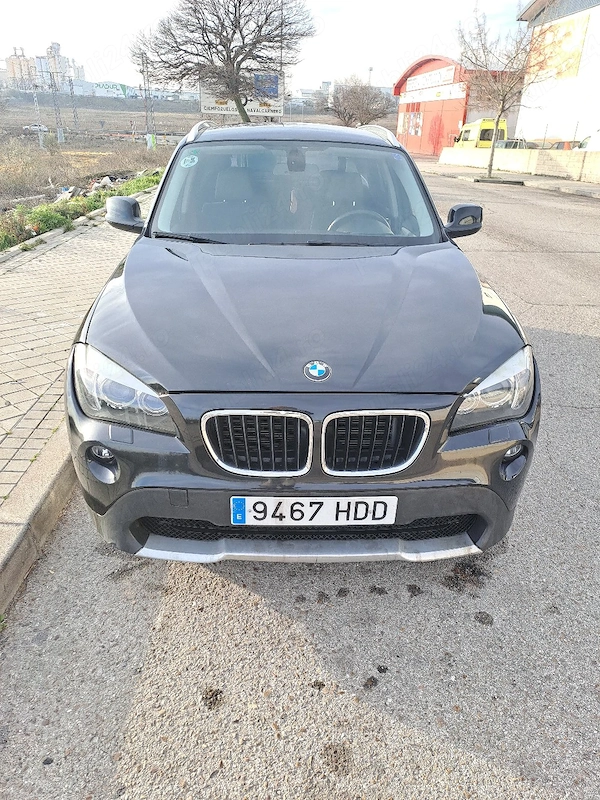 BMW iX1 2011 — imagine 5