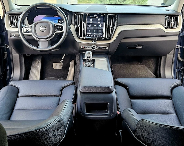 VOLVO XC60 2021 — imagine 5