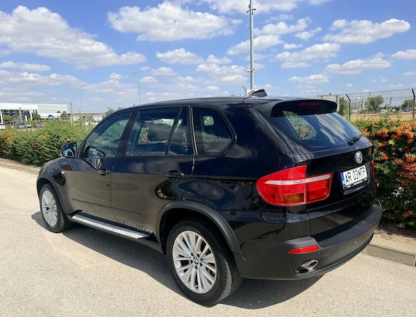 BMW X Series (Generic) 2010 — imagine 5
