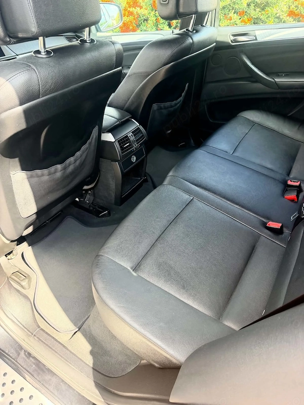 BMW X Series (Generic) 2010 — imagine 9