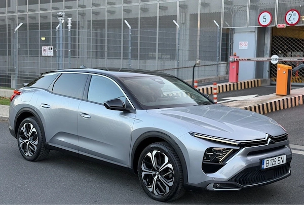 CITROËN C5 X 2023 — imagine 2
