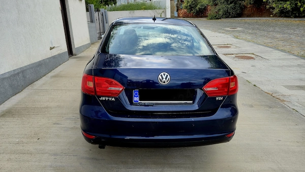 VOLKSWAGEN Jetta 2012 — imagine 5