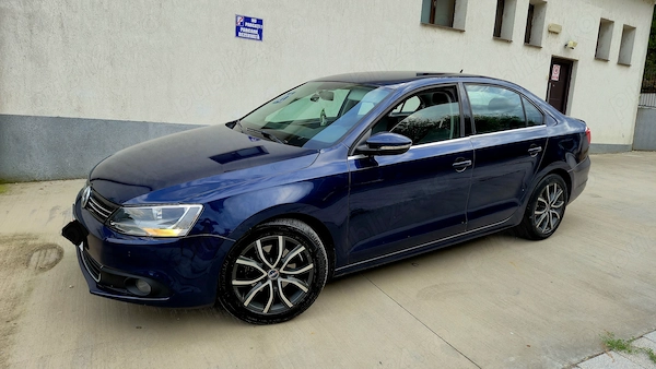 VOLKSWAGEN Jetta 2012 — imagine 2