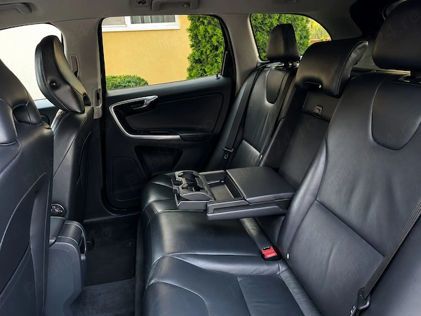 VOLVO XC60 2014 — imagine 7