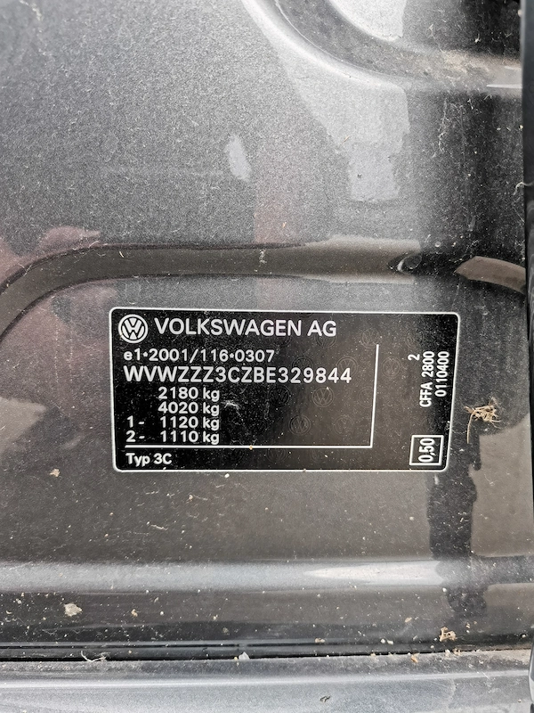 VOLKSWAGEN Passat 2011 — imagine 10