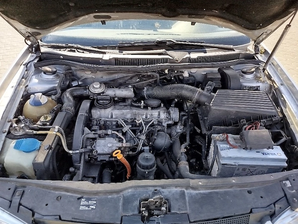 VOLKSWAGEN Golf 2002 — imagine 9