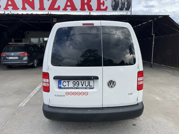VOLKSWAGEN Caddy 2015 — imagine 2