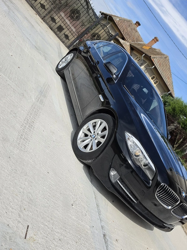 BMW 5 Series 2010 — imagine 10