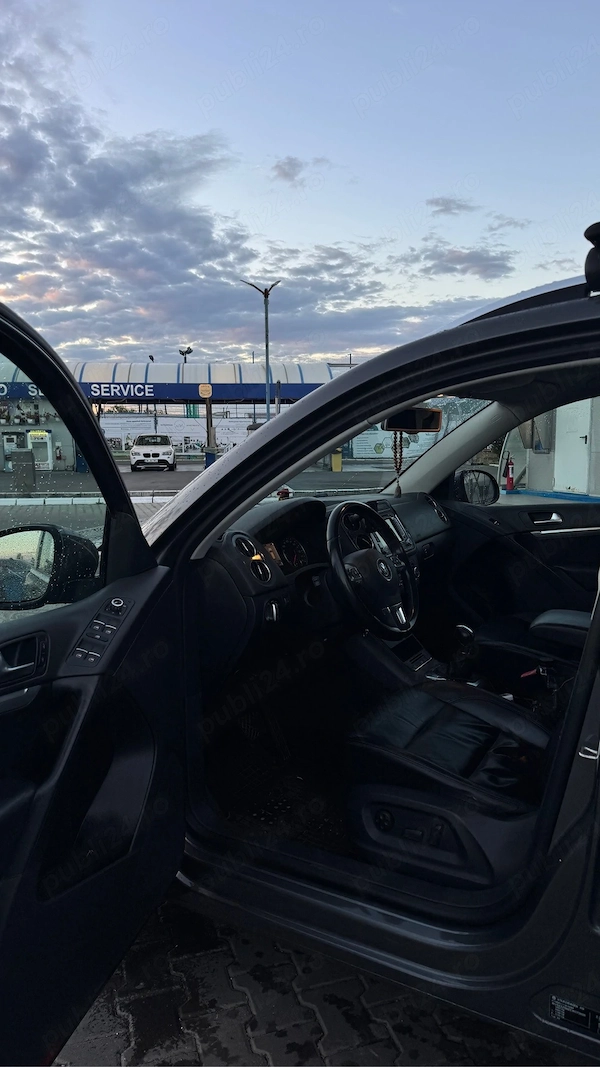 VOLKSWAGEN Tiguan 2012 — imagine 4