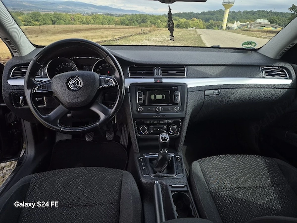 SKODA Superb 2015 — imagine 7