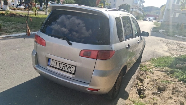 MAZDA 2 2003 — imagine 3