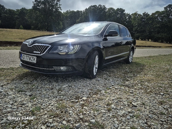 SKODA Superb 2015 — imagine 9