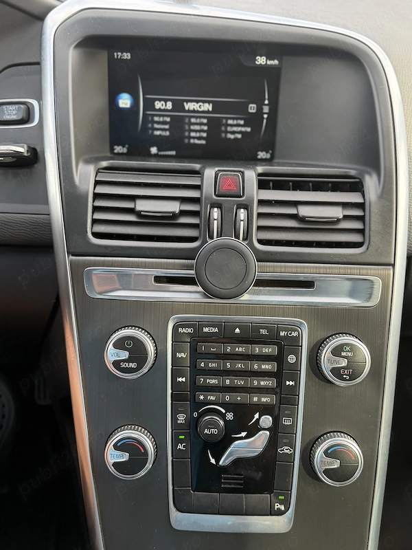 VOLVO XC60 2015 — imagine 5